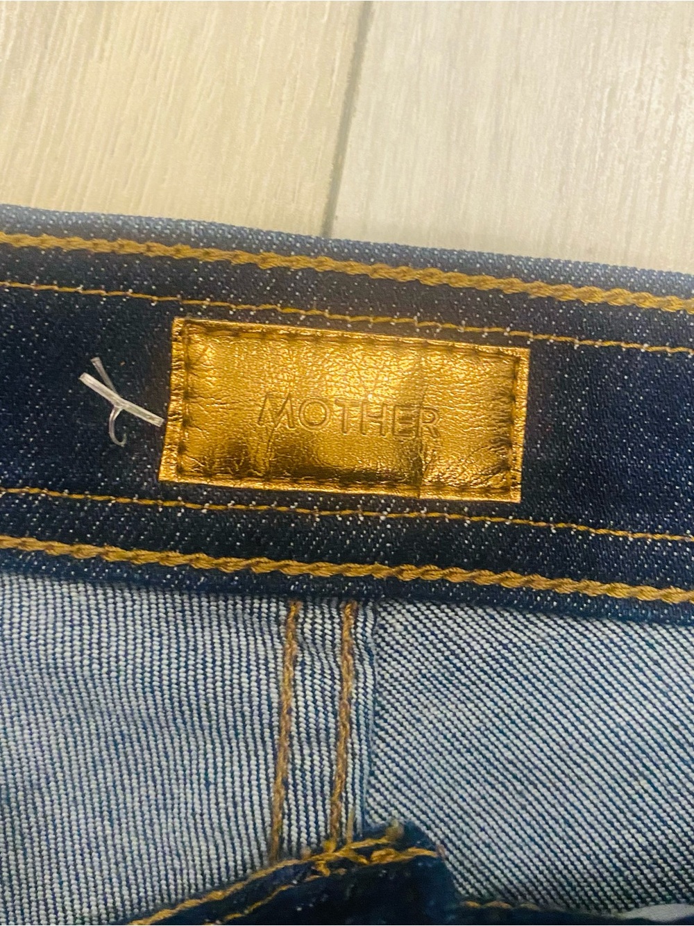 Women’s Mother High Waisted Smokin' Double Welt Heel Jeans Off Limits Dark Wash - Picture 7 of 9